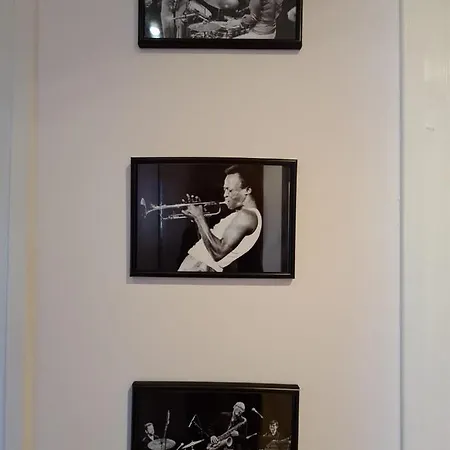 Jazz In The Centre Of Heart In *